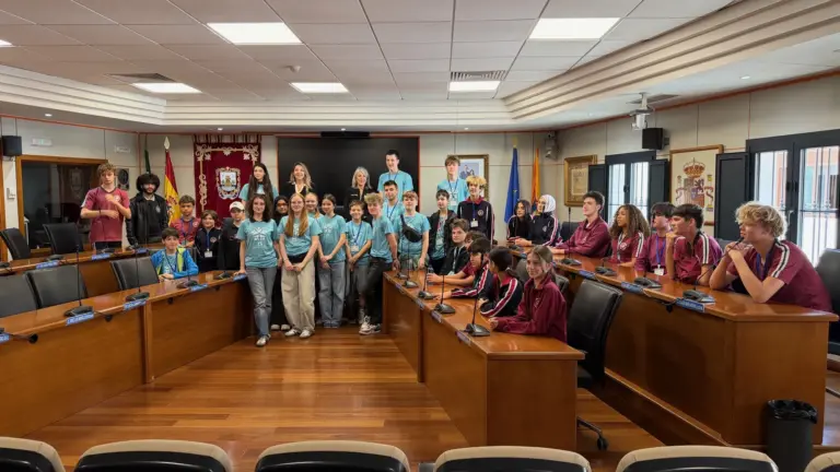 Czech and Spanish participants of The Future of Europe youth exchange in the council chamber of Benalmádena Town Hall
